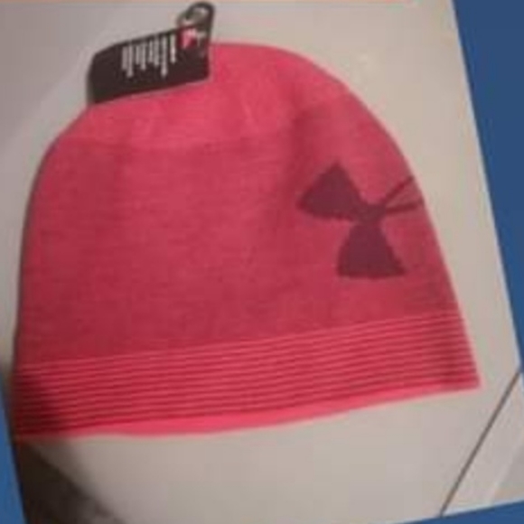 UNDER ARMOUR TOUQUE - Picture 1 of 1